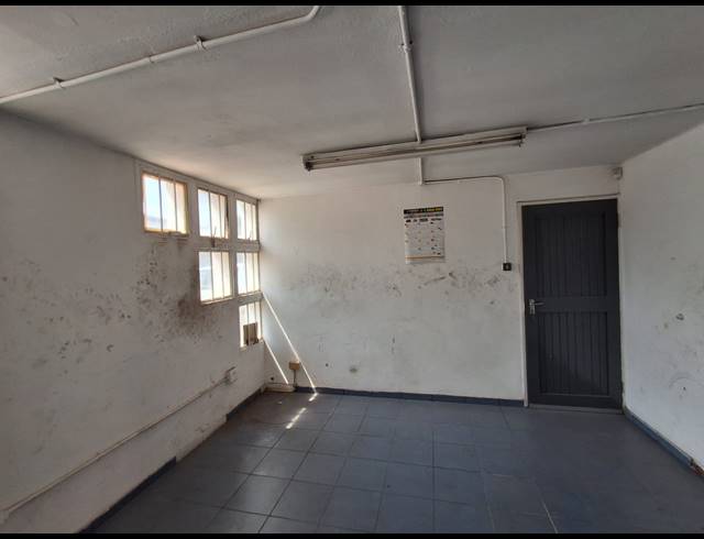 477M² WAREHOUSE TO LET IN DENVER